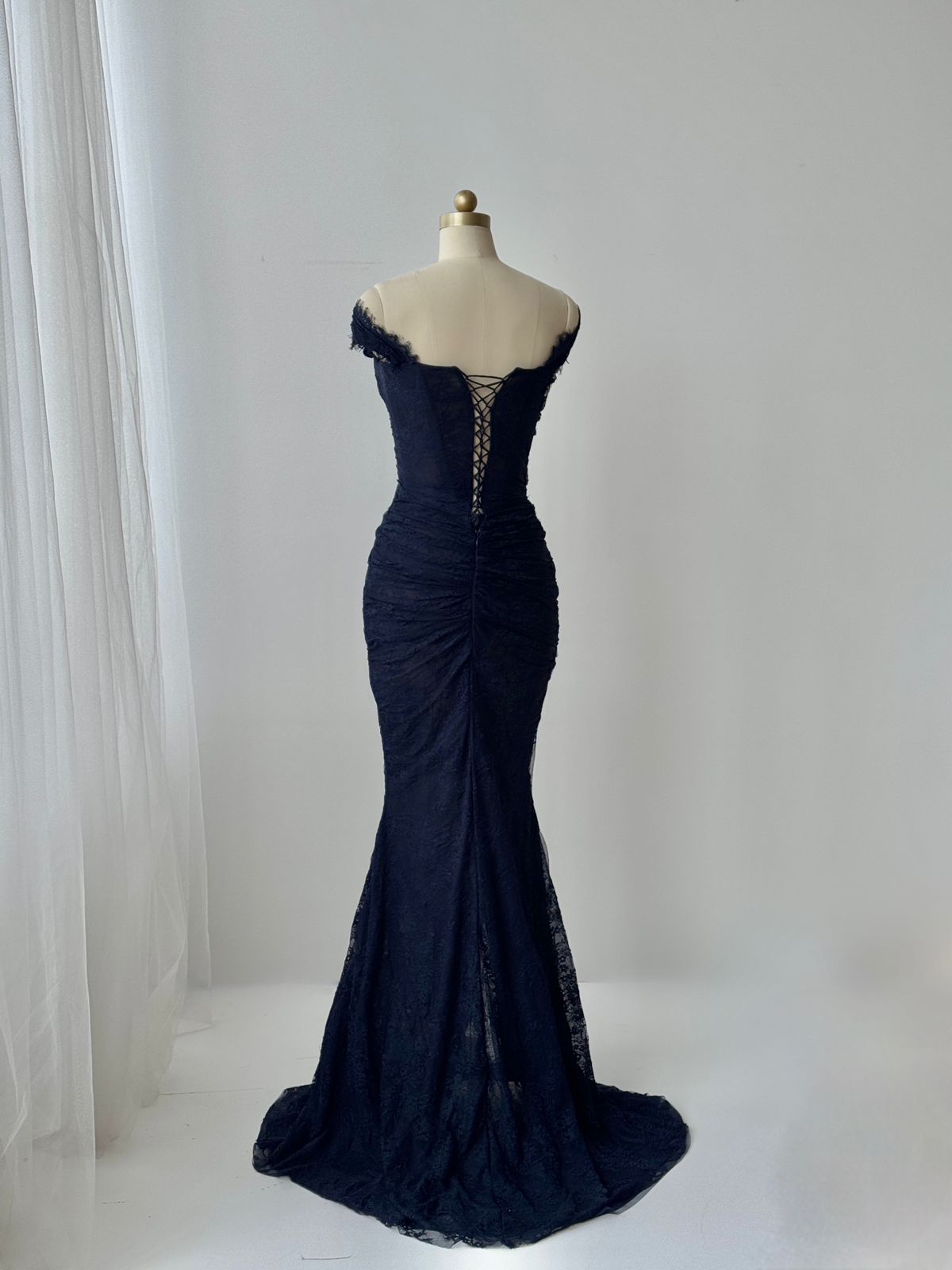 Navy blue mermaid dress with embroidery and off the shoulder straps