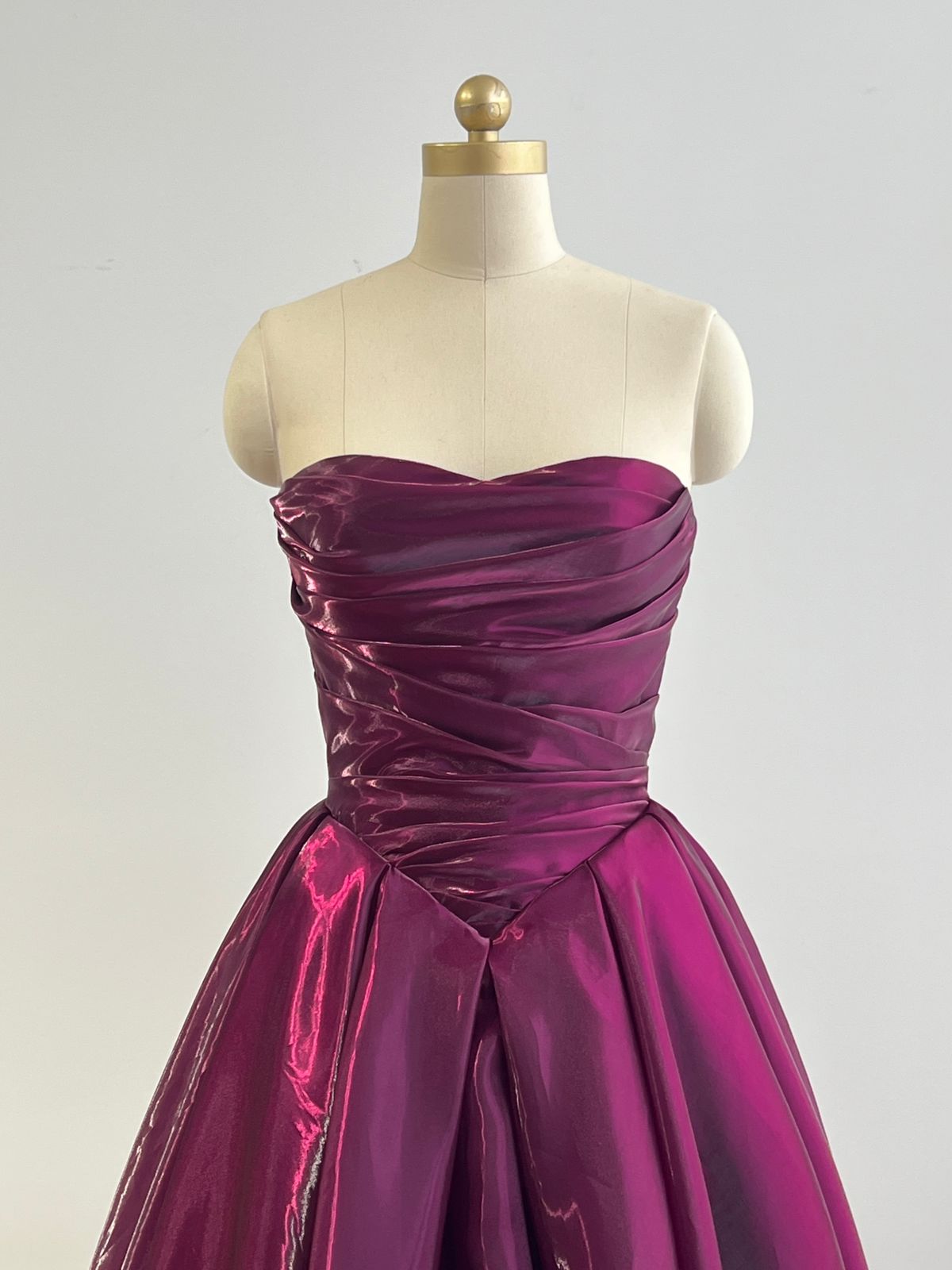 Red A-Line gown with taffeta fabric and no sleeves