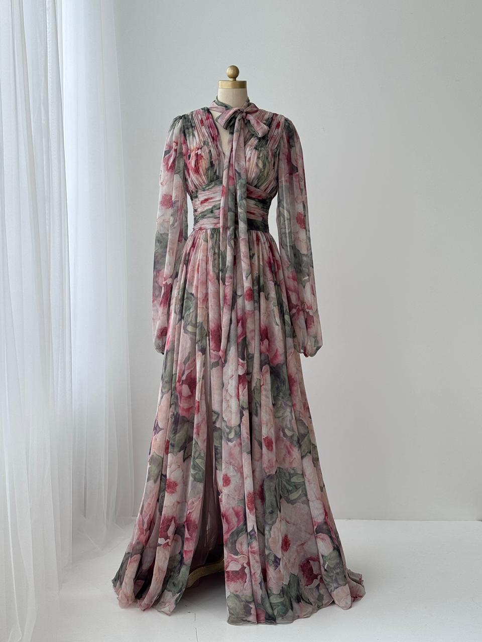 pink1 - Teuta Matoshi