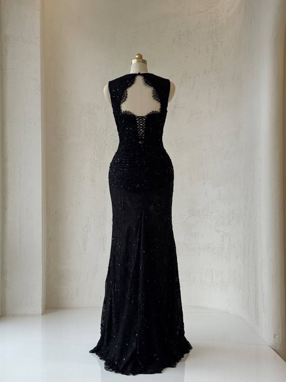 Black mermaid gown with straps, lace and embroidery