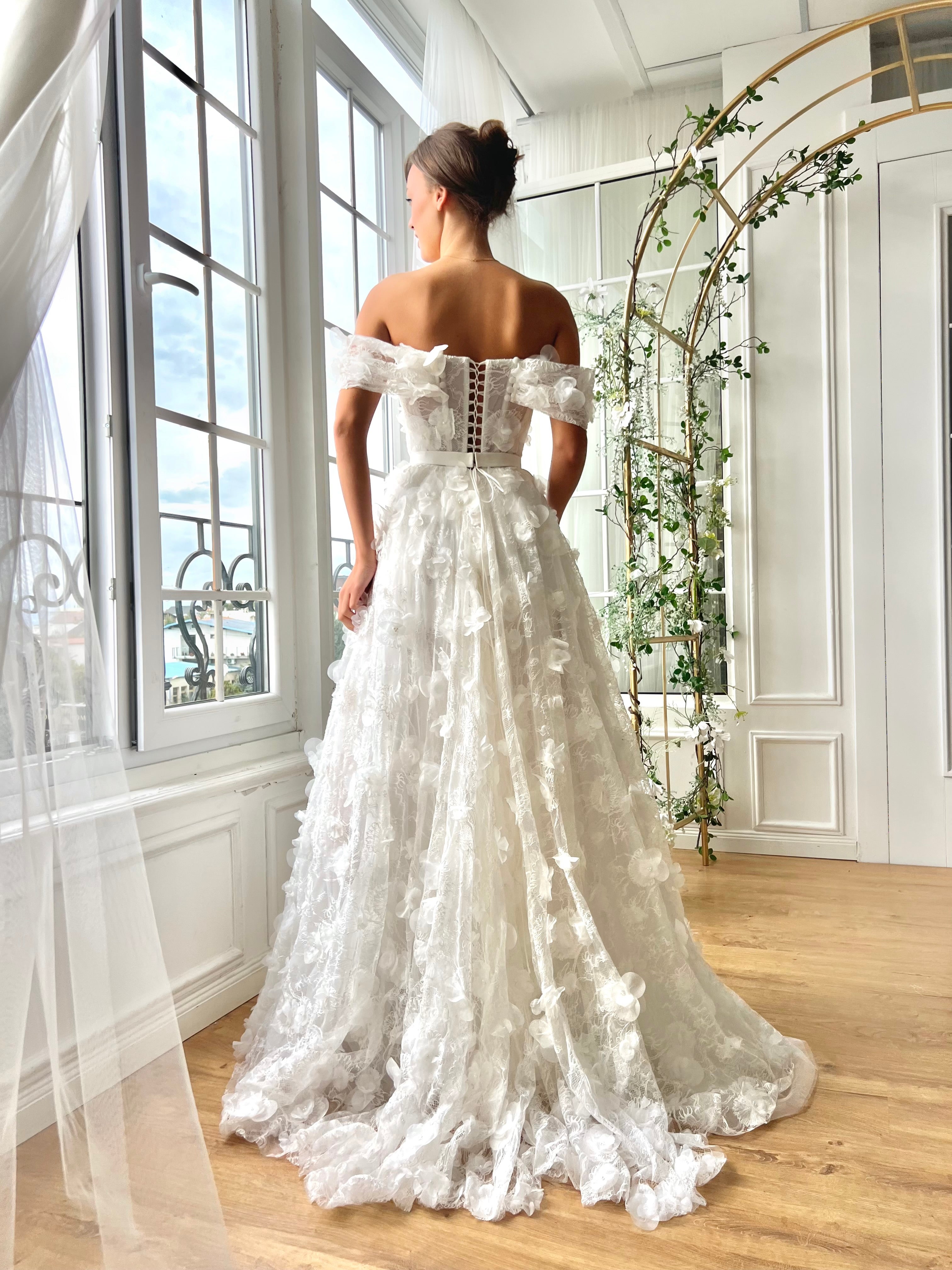 Opaline Wing Gown Teuta Matoshi - Main Image