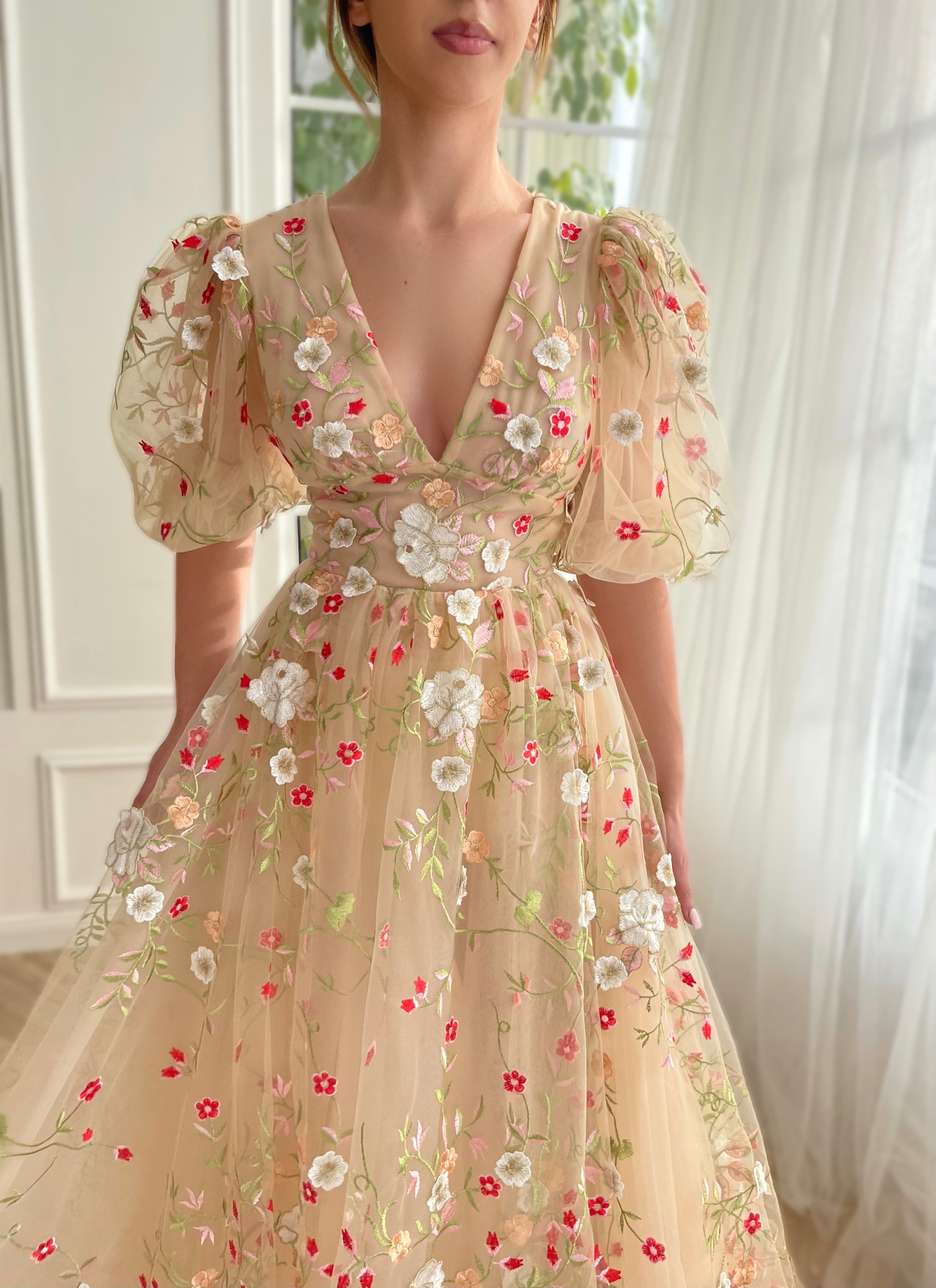 Floral Lace Bliss Gown Teuta Matoshi Floral Lace Bliss Gown Teuta Matoshi