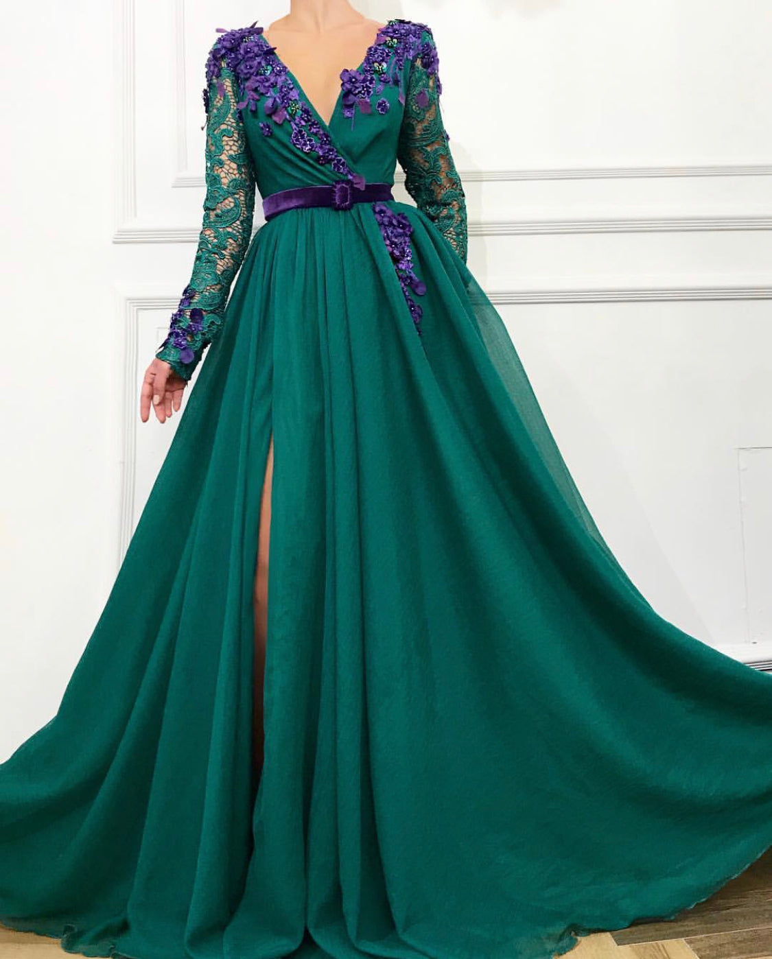 Green A-Line dress with long sleeves, v-neck, belt and embroidery