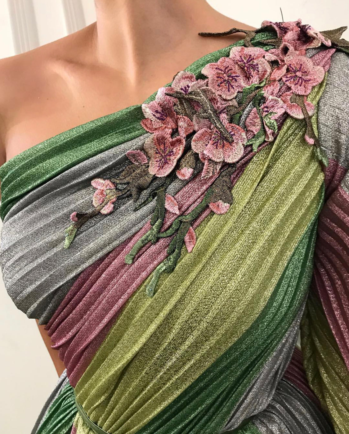 Colorful A-Line dress with one shoulder sleeve and embroidery