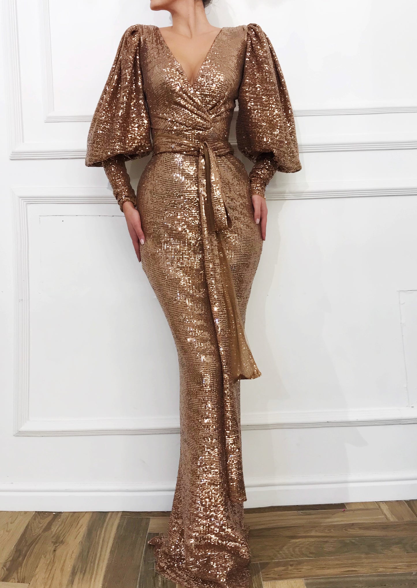 Brown mermaid dress with long sleeves and sequins
