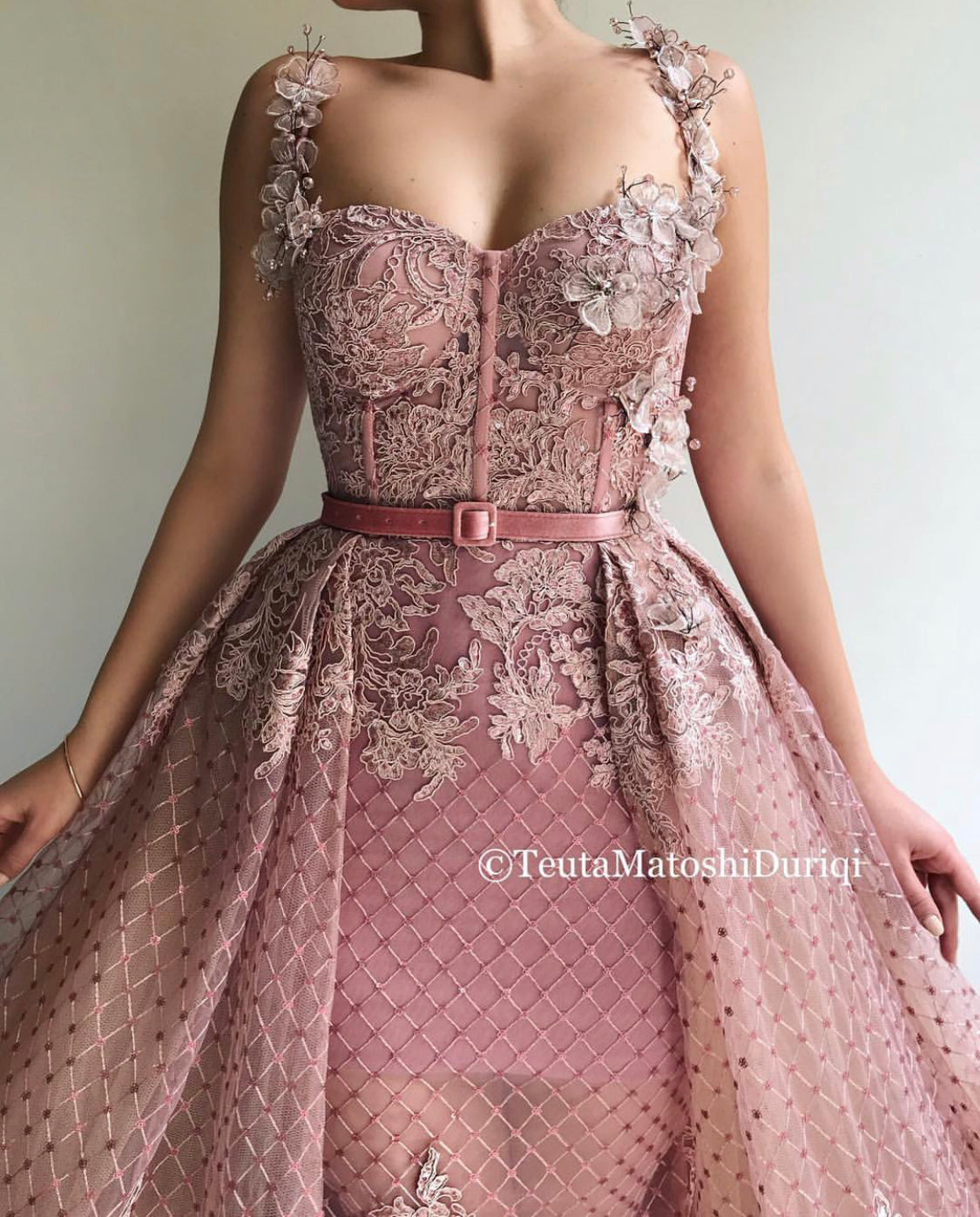 Pink overskirt dress with belt, lace, spaghetti straps and embroidery