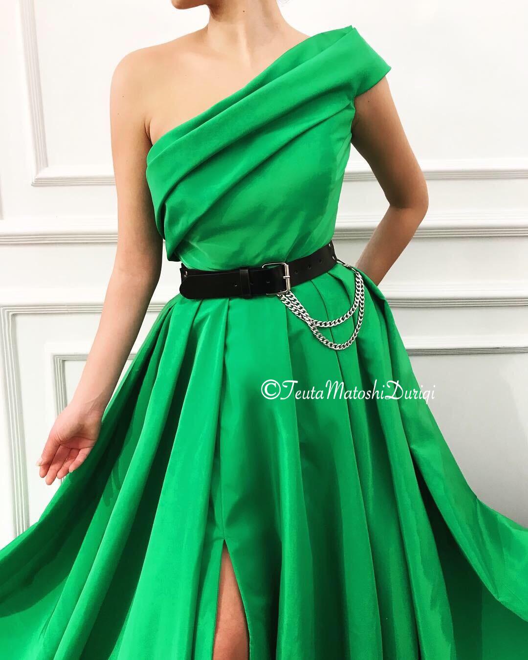 Green A-Line dress with belt and one shoulder sleeve