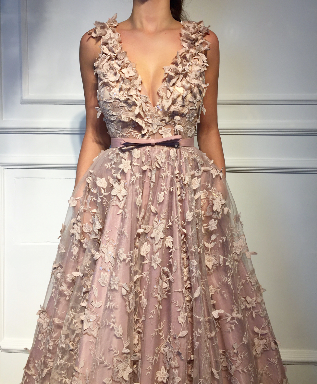 Pink A-Line dress with lace, no sleeves and v-neck