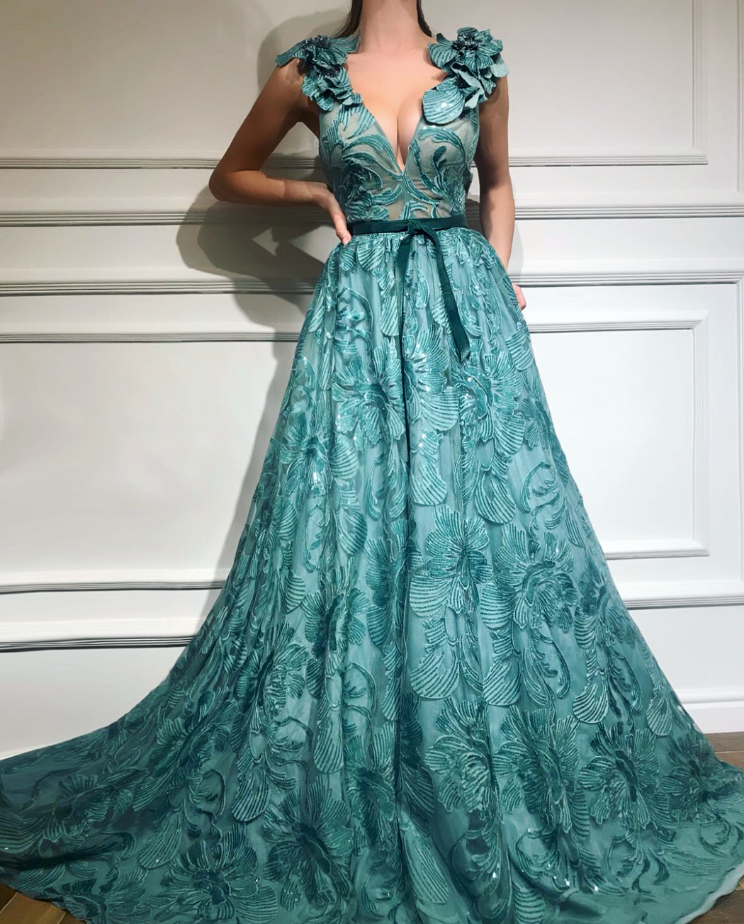 Blue A-Line dress with v-neck, no sleeves and embroidery