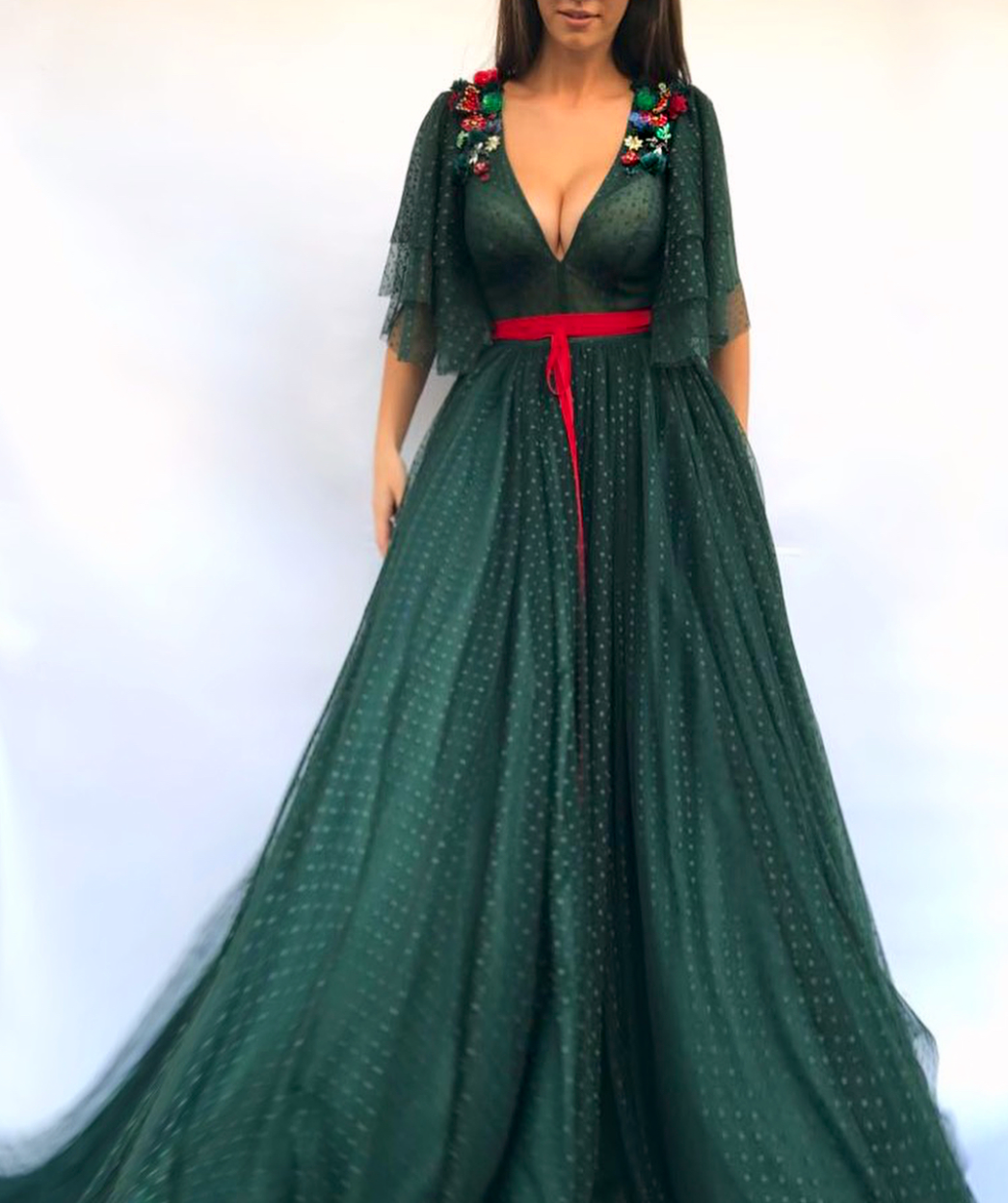 Green A-Line dress with dotted fabric, short sleeves, v-neck and embroidery