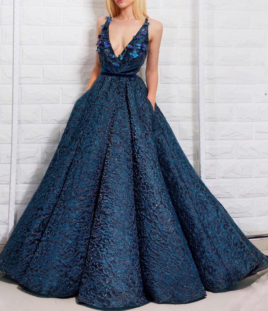 Blue A-Line dress with no sleeves and embroidery