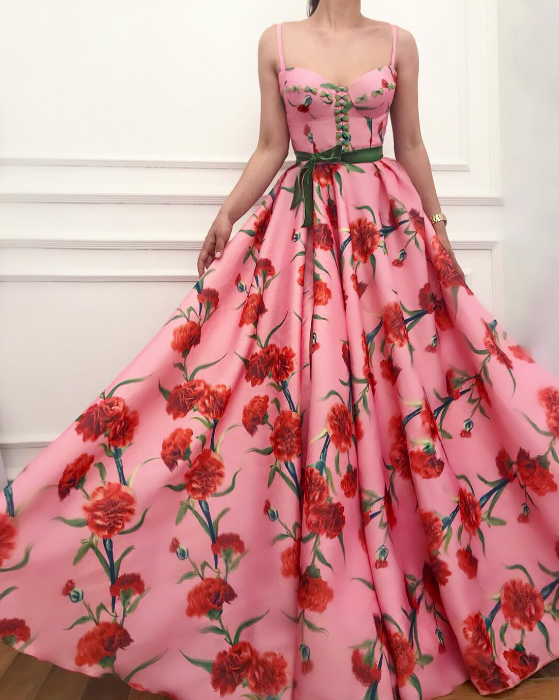Pink A-Line dress with spaghetti straps, printed flowers and embroidery