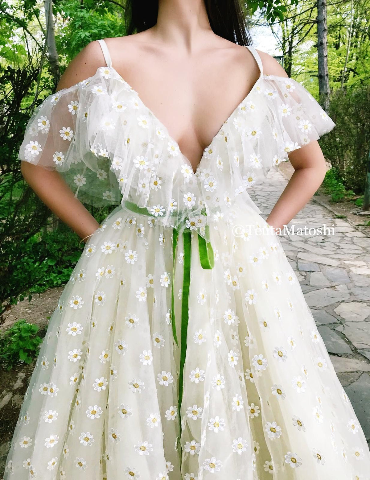 Beige A-Line dress with off the shoulder sleeves, spaghetti straps, v-neck and daisies