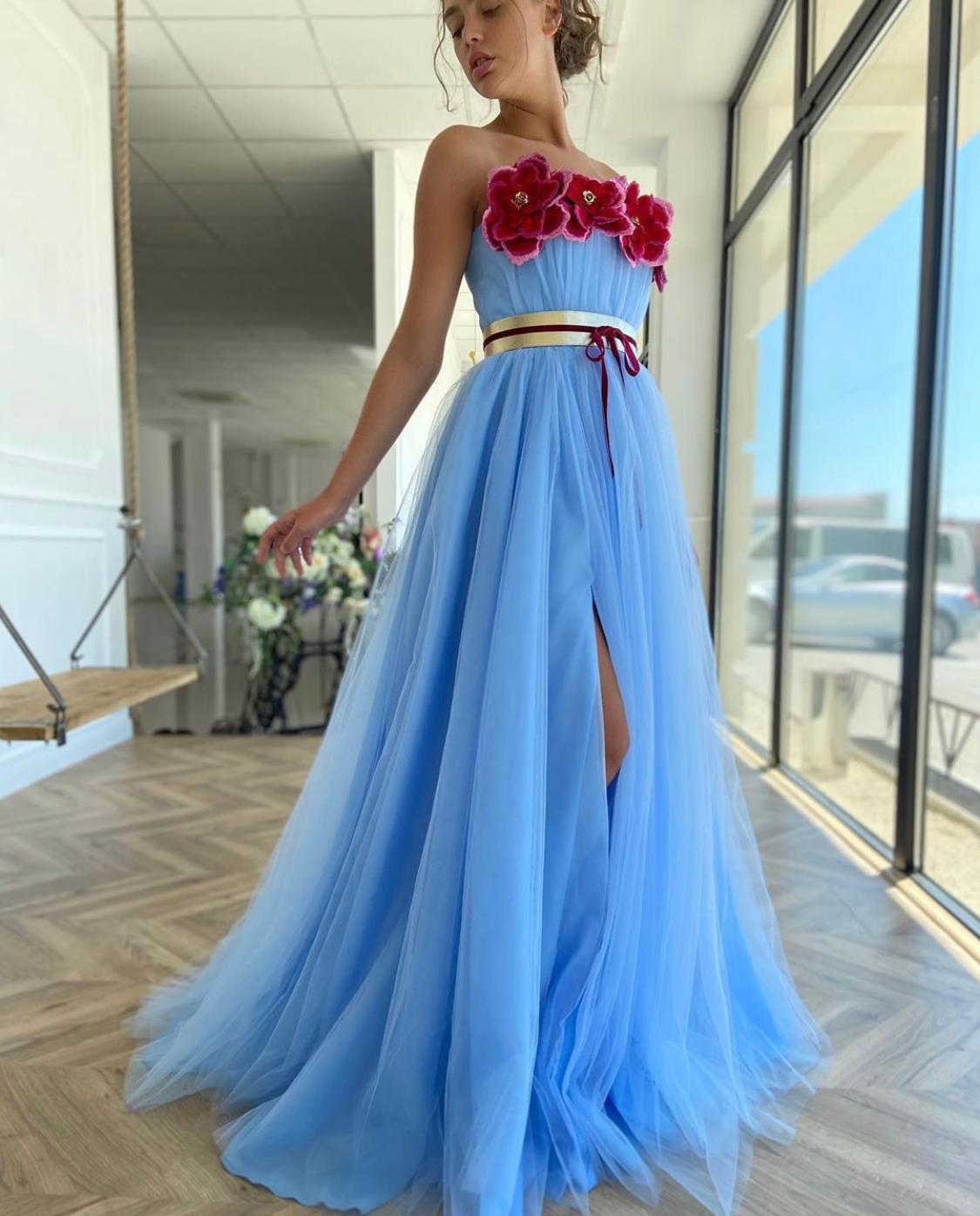Blue A-Line dress with no sleeves and embroidery