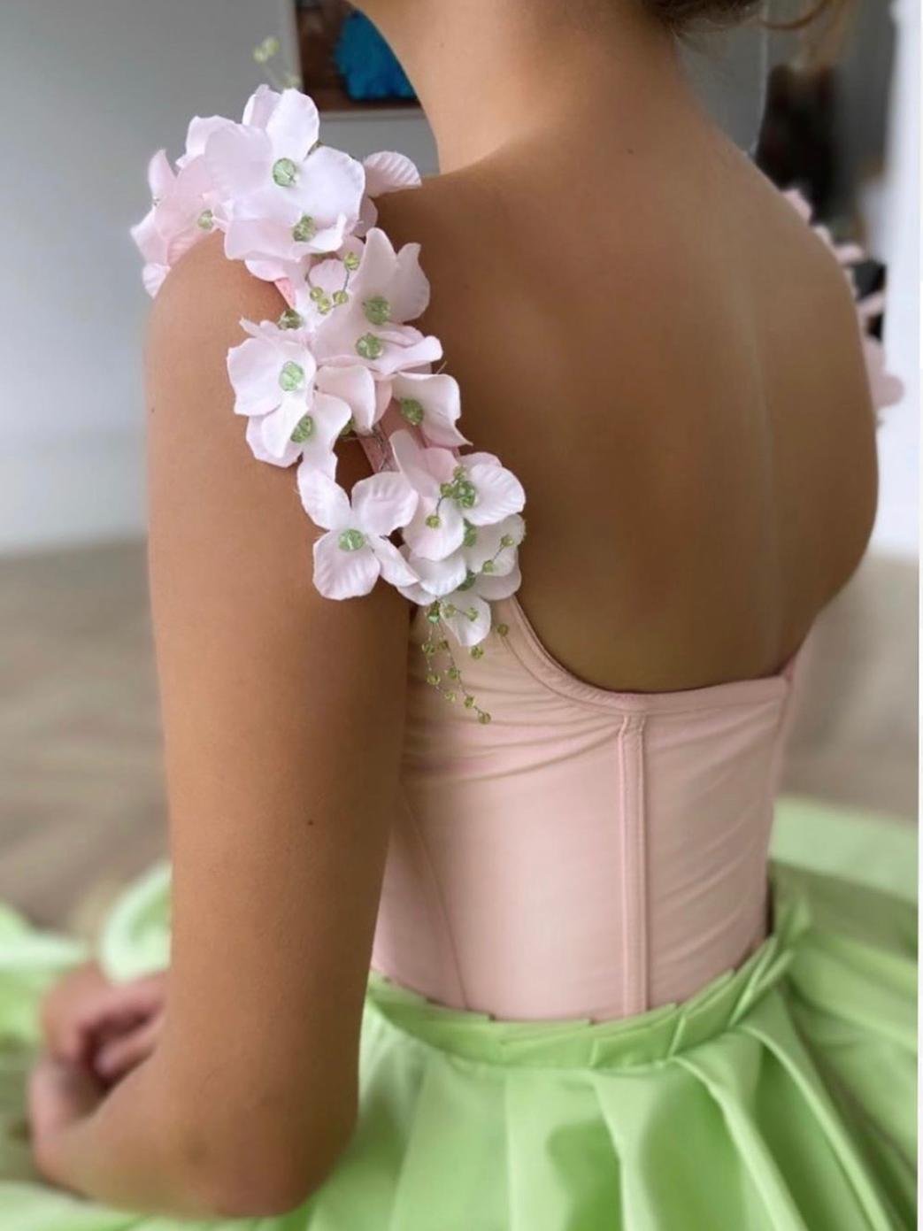 Green A-Line dress with spaghetti straps and embroidery