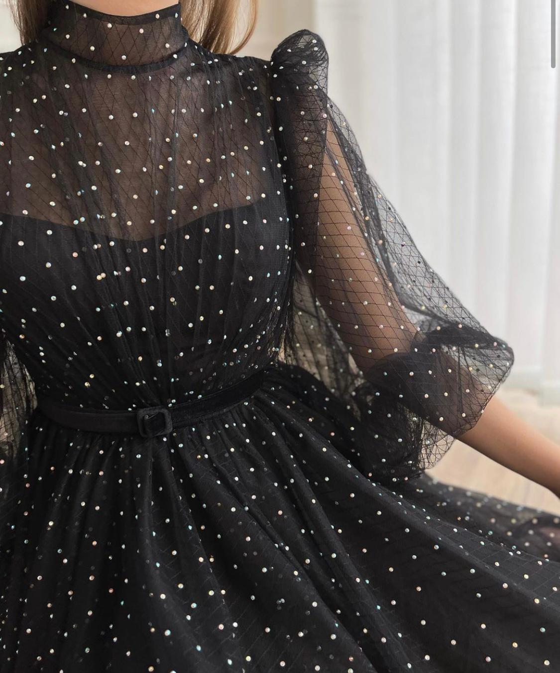 Black mini dotted dress with short sleeves