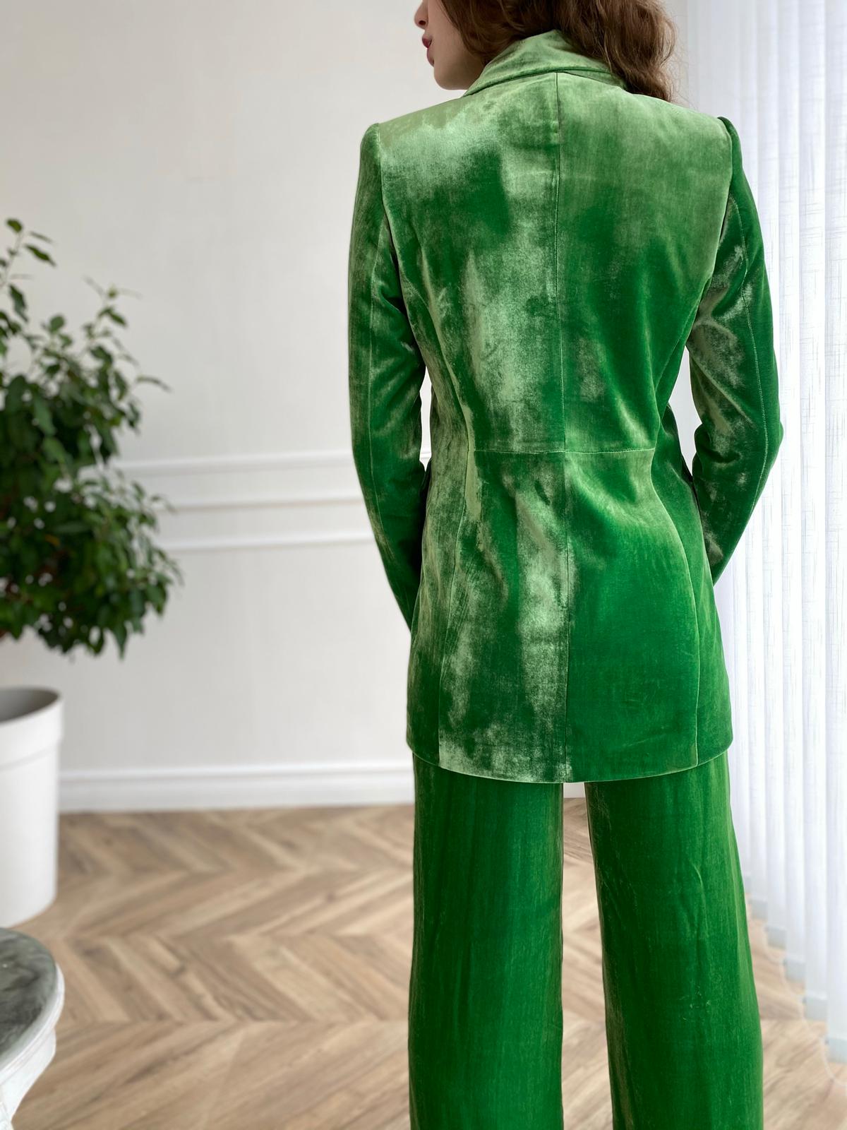 Green blazer set with long sleeves