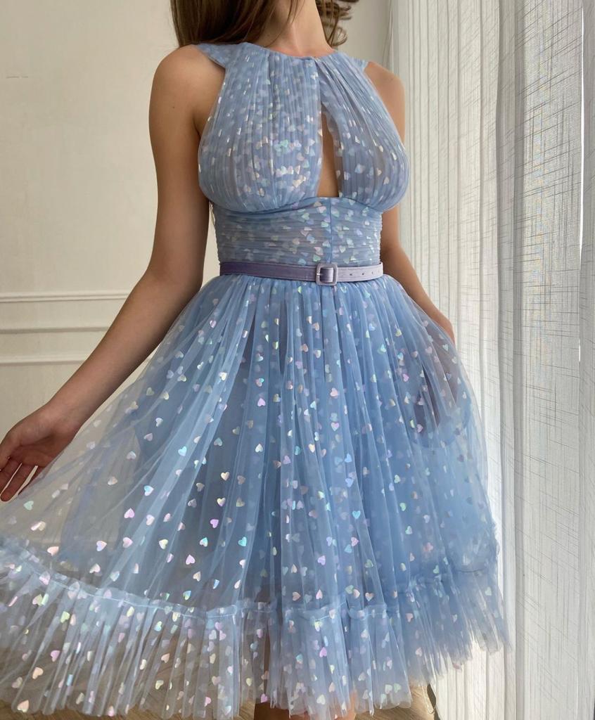 Blue mini dress with no sleeves, belt and hearty fabric