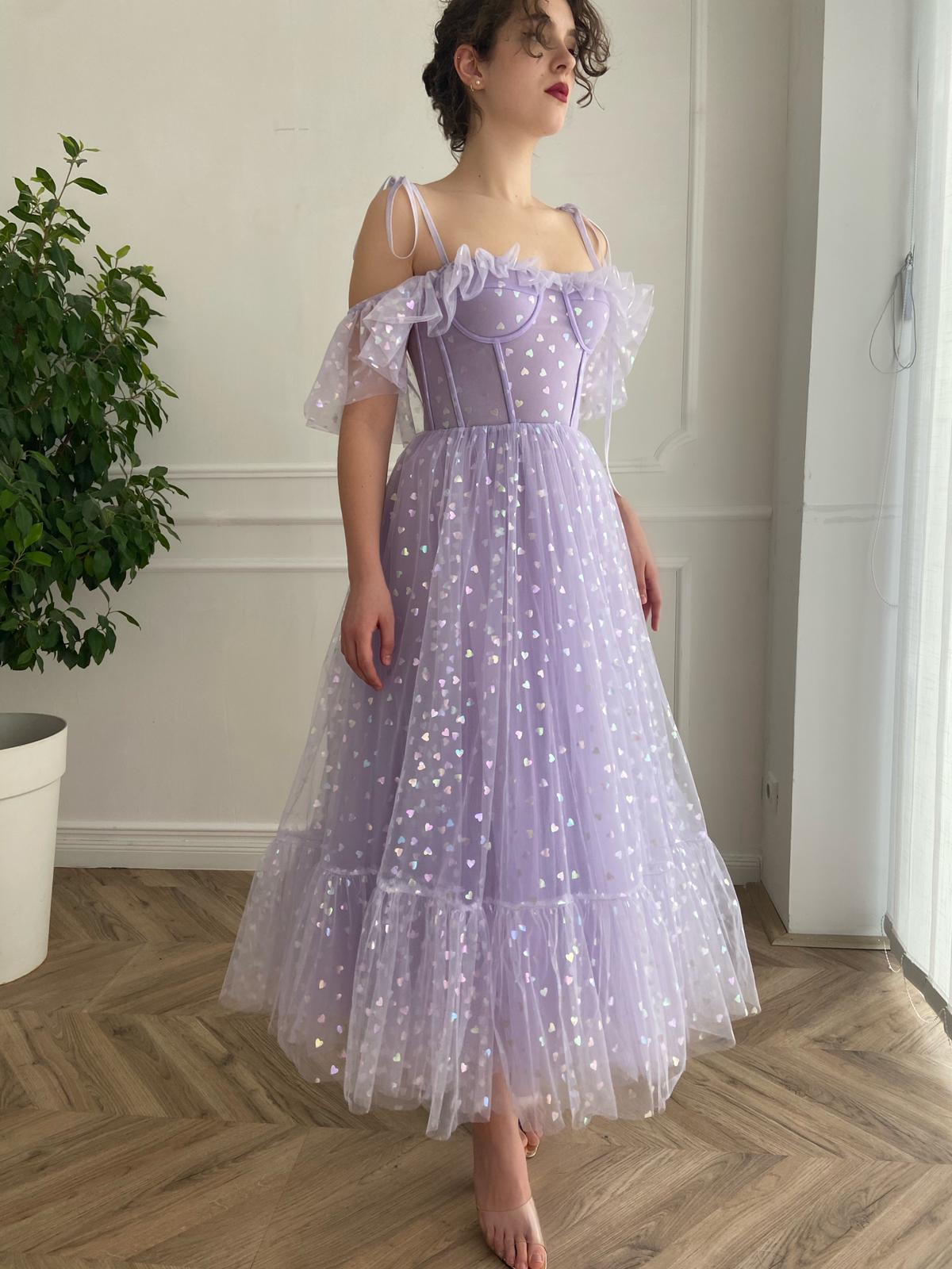 Purple midi dress with hearty fabric, spaghetti straps and off the shoulder sleeves