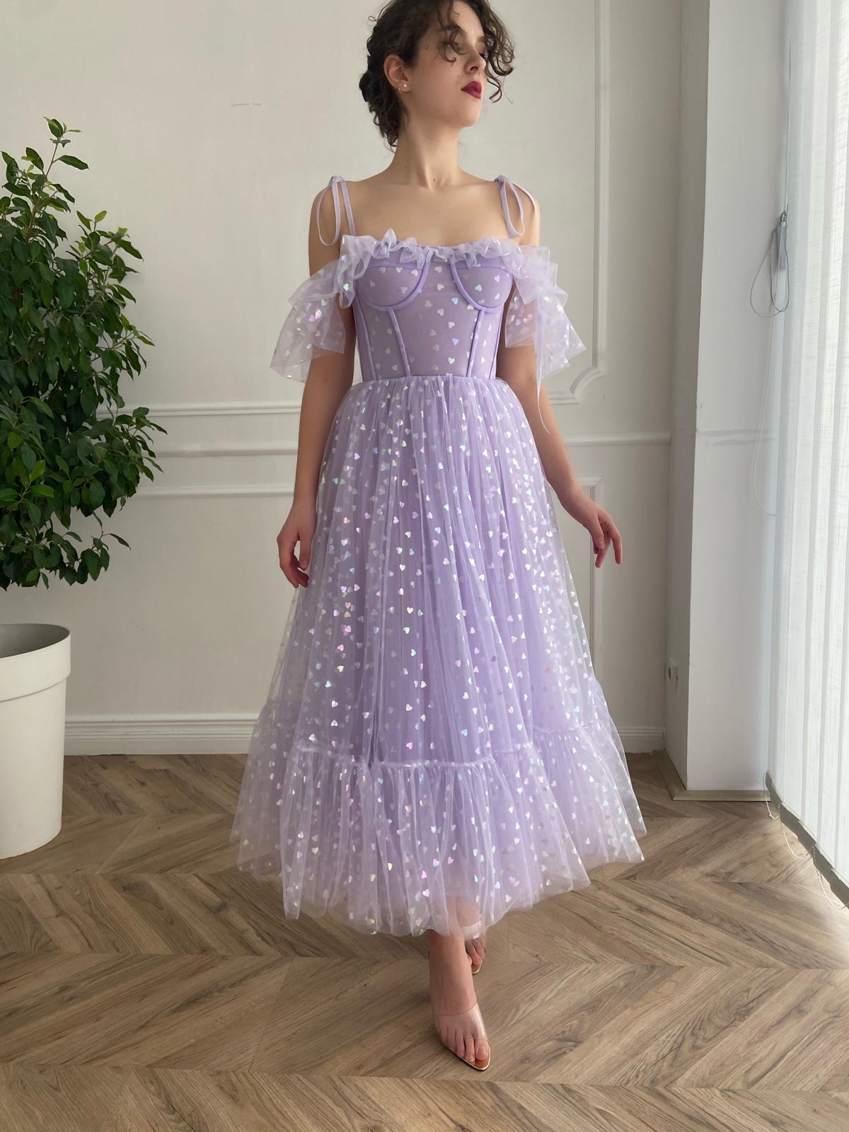 Purple midi dress with hearty fabric, spaghetti straps and off the shoulder sleeves