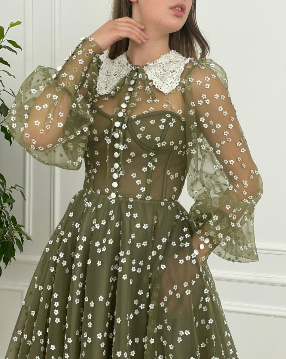 Green A-Line dress with long sleeves and daisies