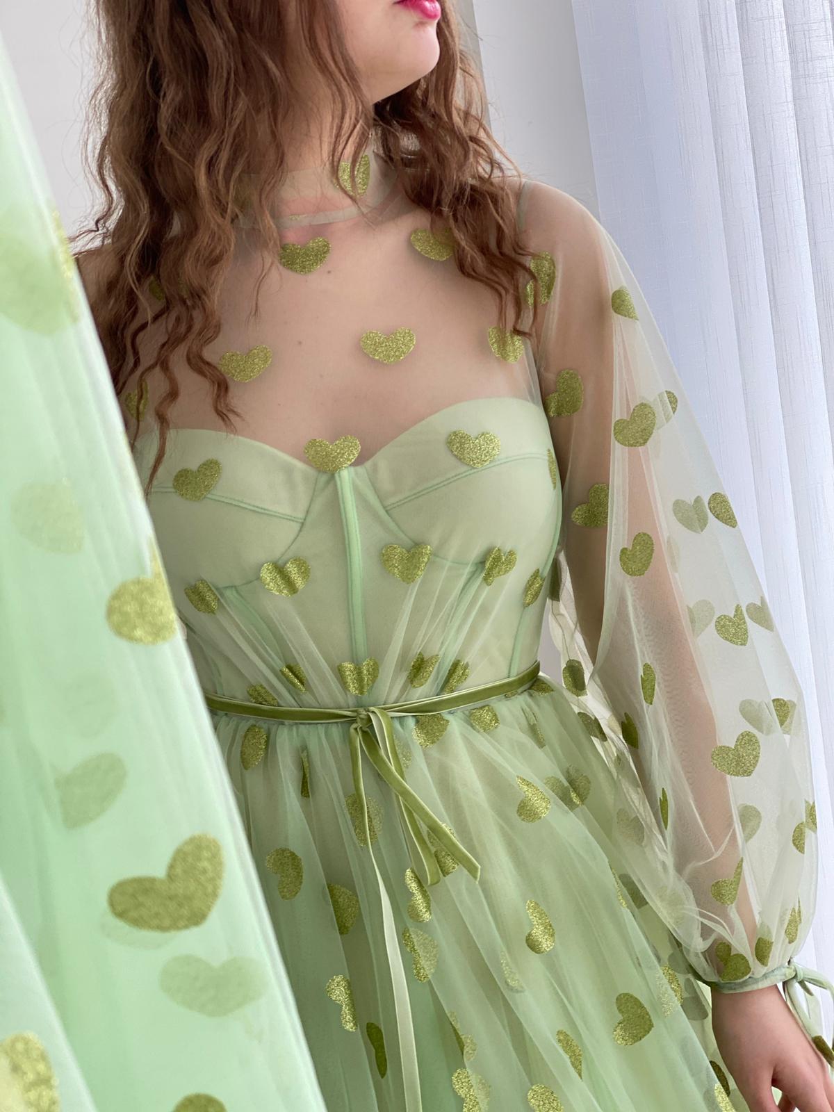 Green A-Line dress with hearty fabric and long sleeves