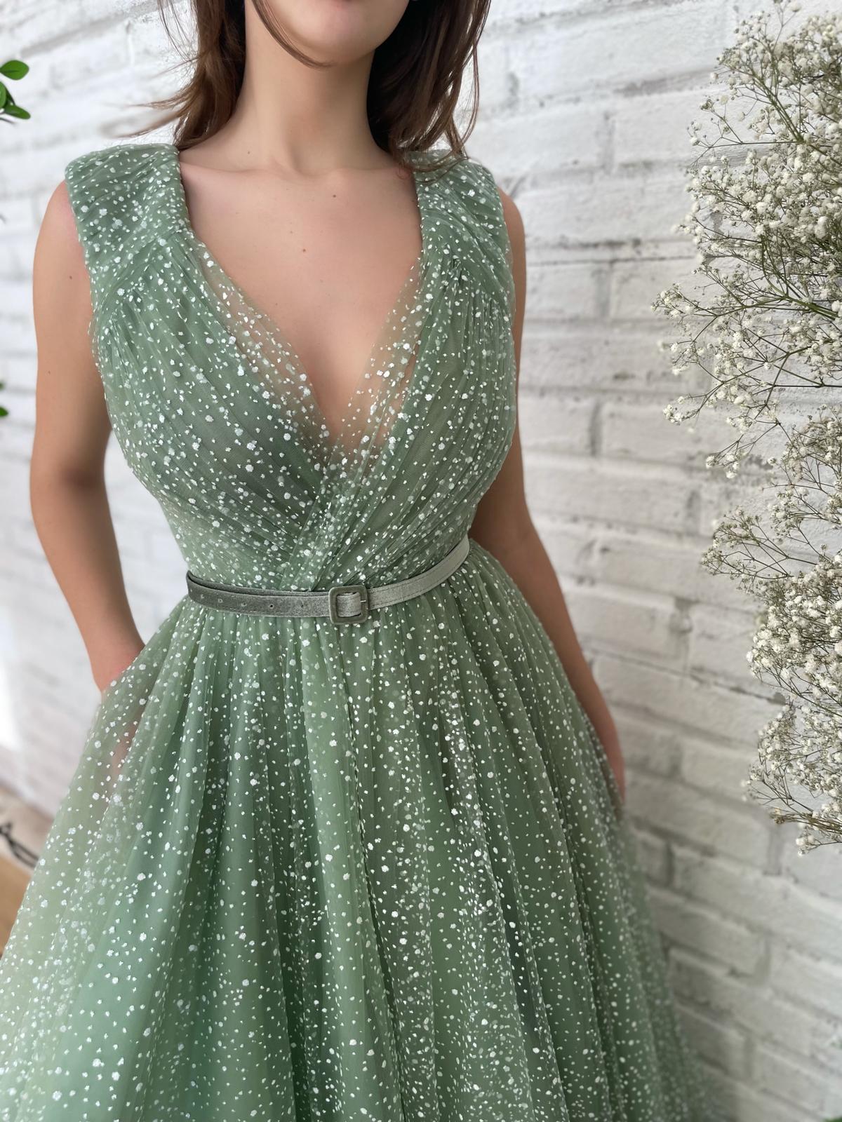 Green A-Line dress with belt, v-neck and no sleeves