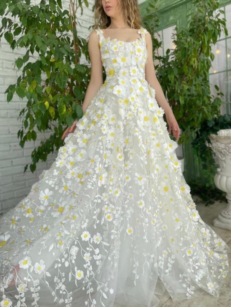 White A-Line dress with spaghetti straps, embroidery and flowers
