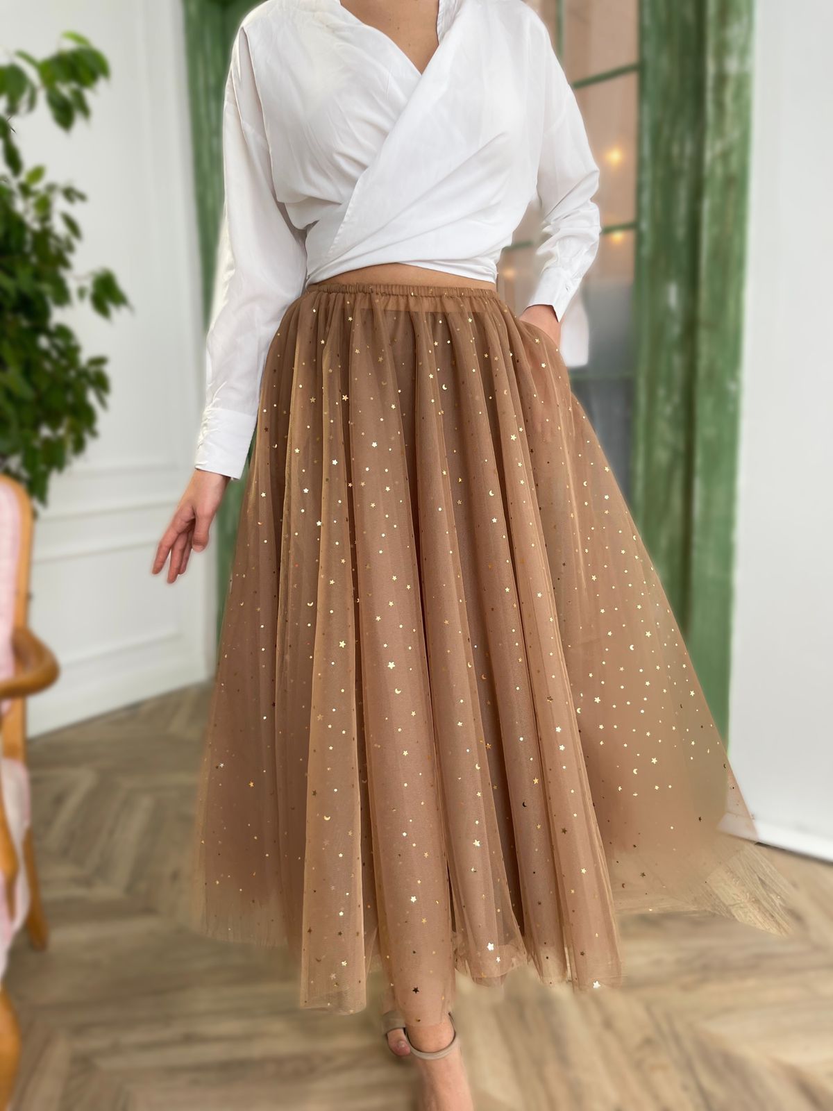 Brown starry skirt