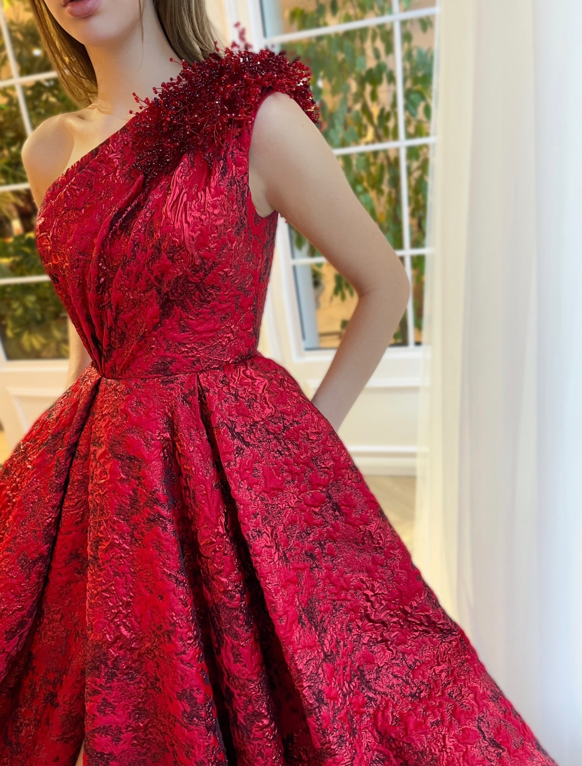 Red A-Line dress with embroidery and one shoulder sleeve