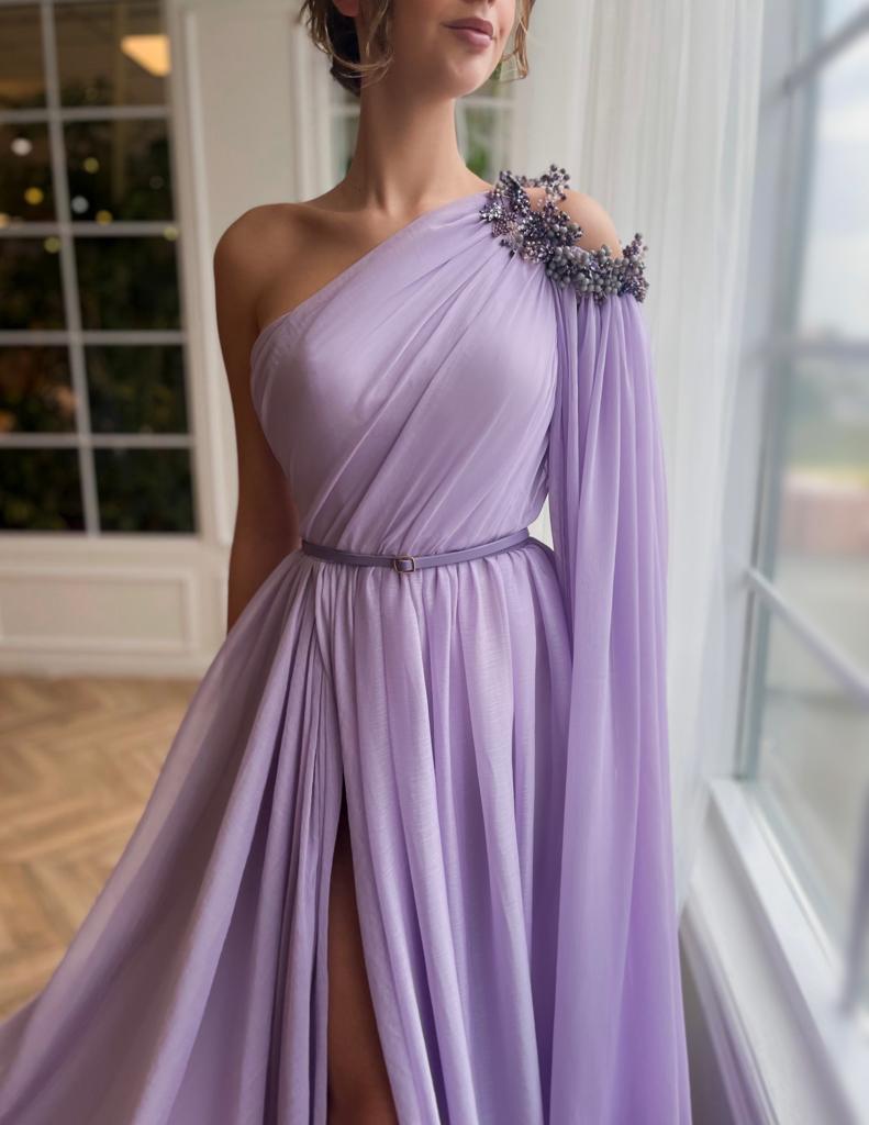 Silky purple dress with embroidery