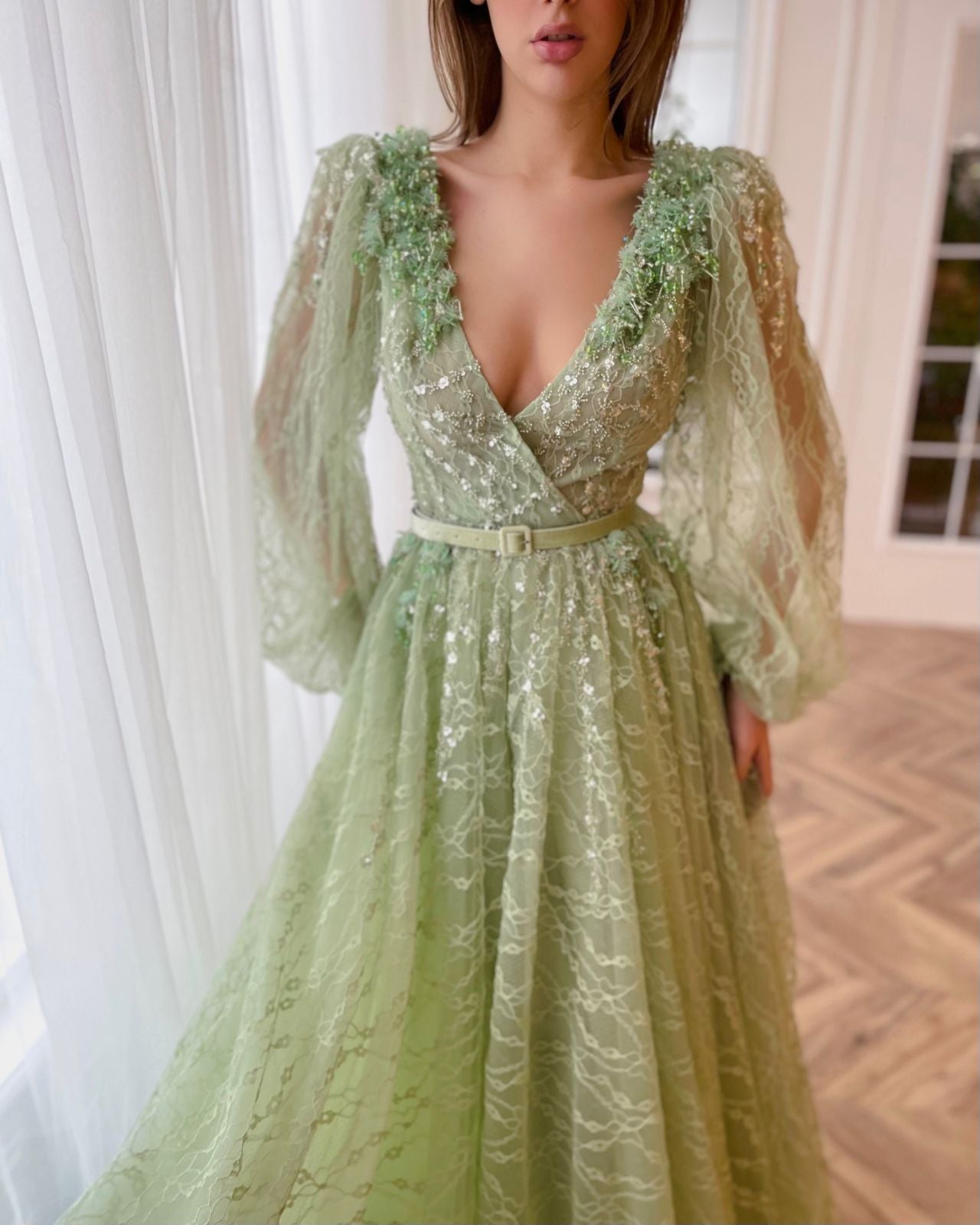 Green A-Line dress with belt, embroidery, v-neck and long sleeves