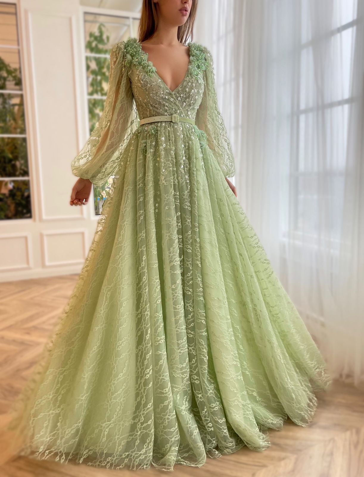 Green A-Line dress with belt, embroidery, v-neck and long sleeves