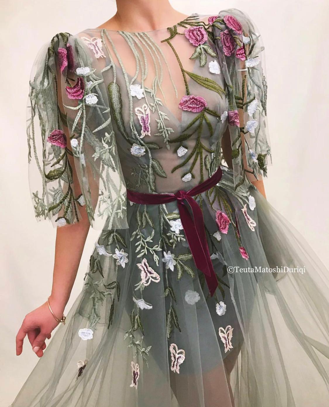 Grey A-Line dress with short sleeves and embroidery