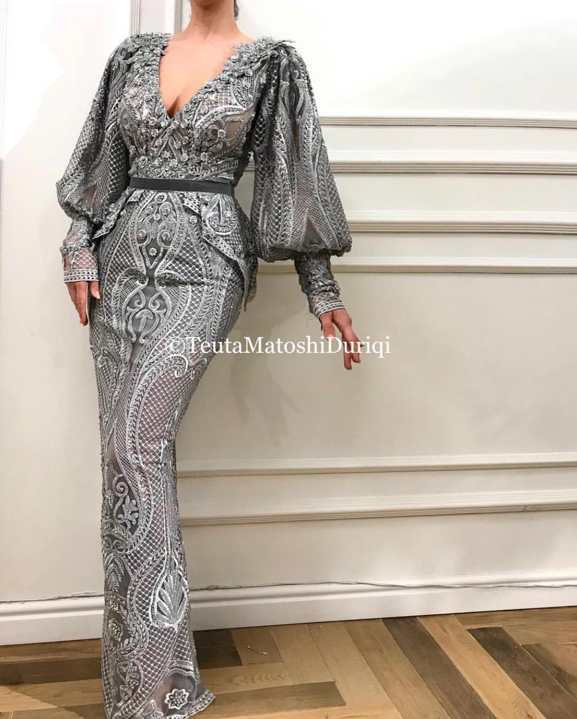 Grey mermaid dress with v-neck, long sleeves and embroidery