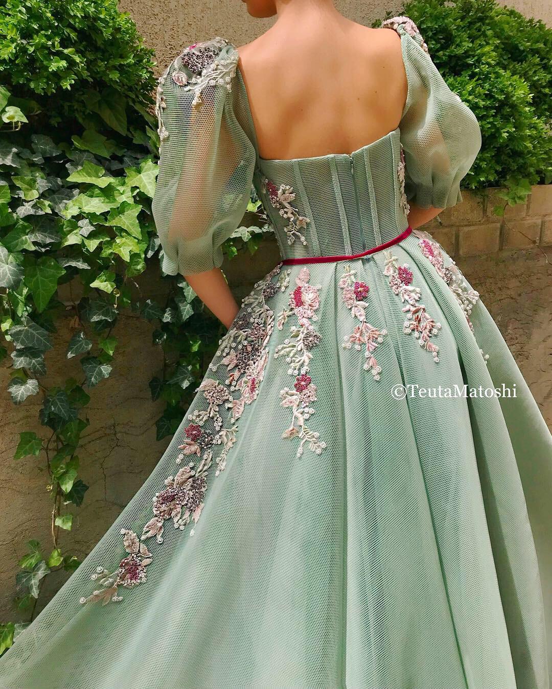 Green A-Line dress with short sleeves and embroidery