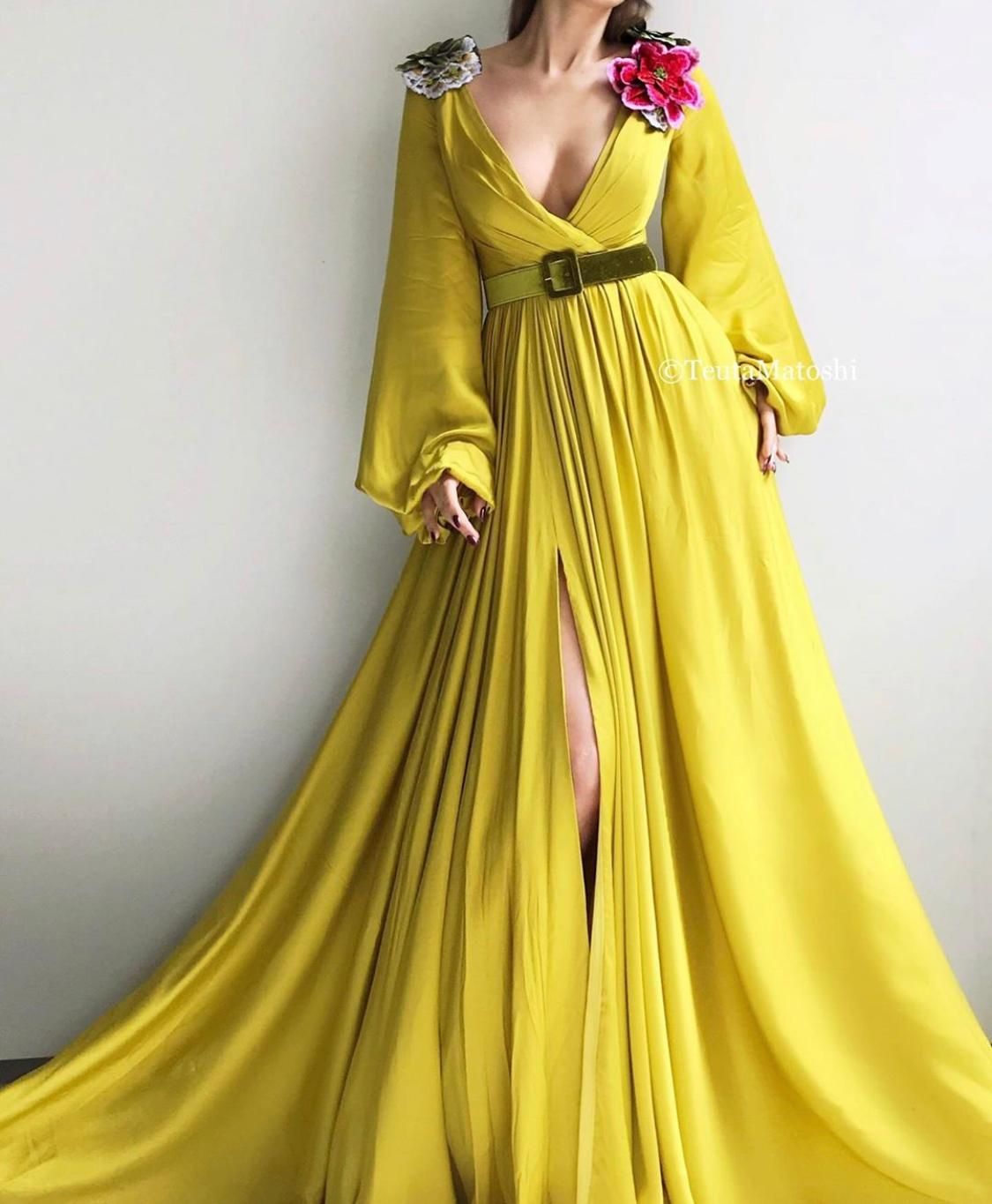 Yellow A-Line dress with belt, v-neck, long sleeves and embroidery
