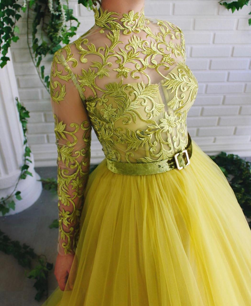 Yellow A-Line dress with belt, embroidery and long sleeves