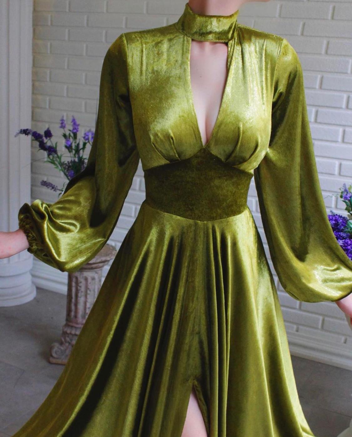 Green A-Line dress with long sleeves