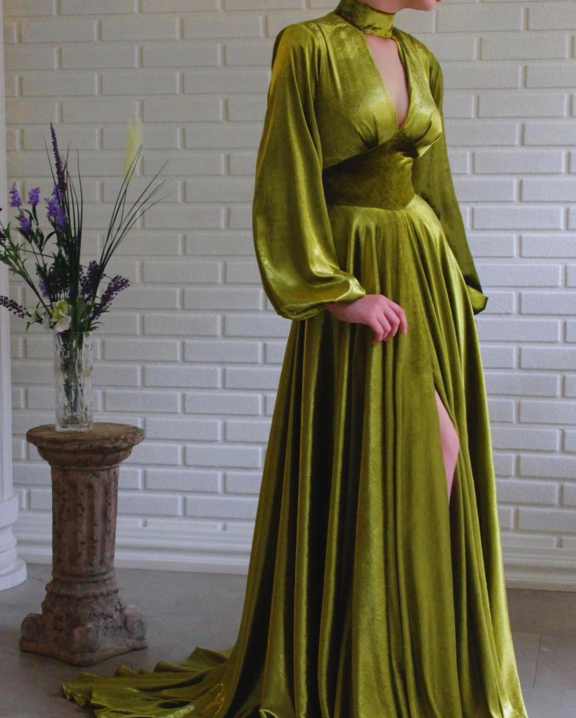 Green A-Line dress with long sleeves