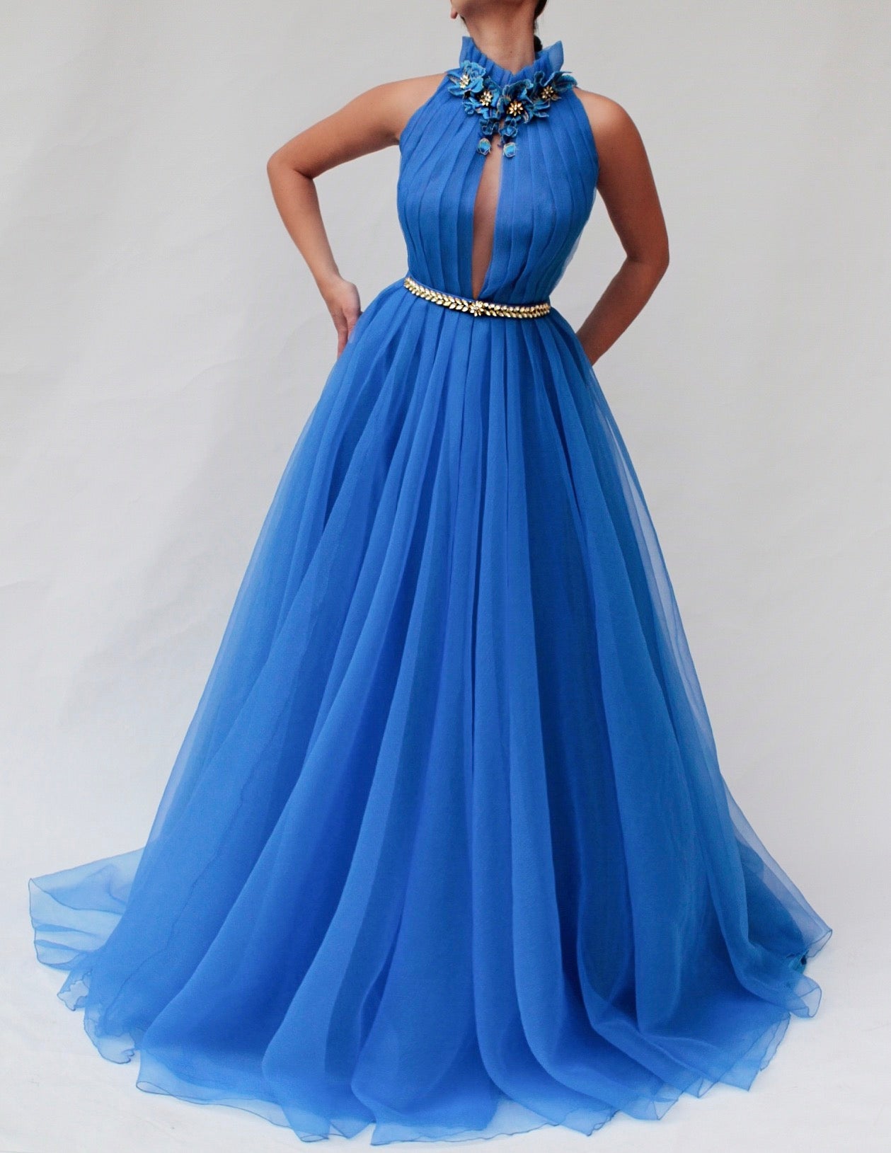 Blue A-Line dress with no sleeves and embroidery