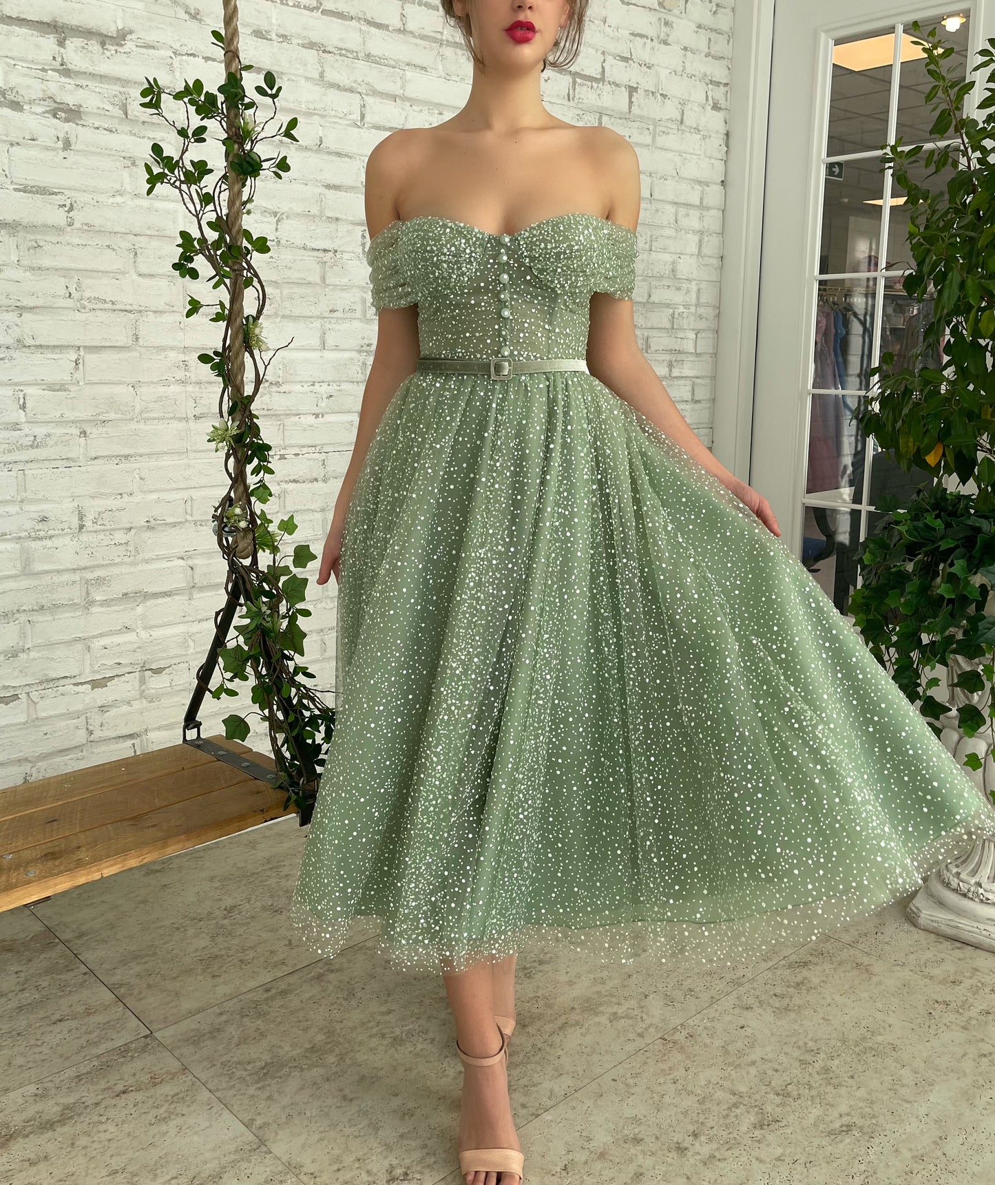 Green midi dress with belt and off the shoulder sleeves