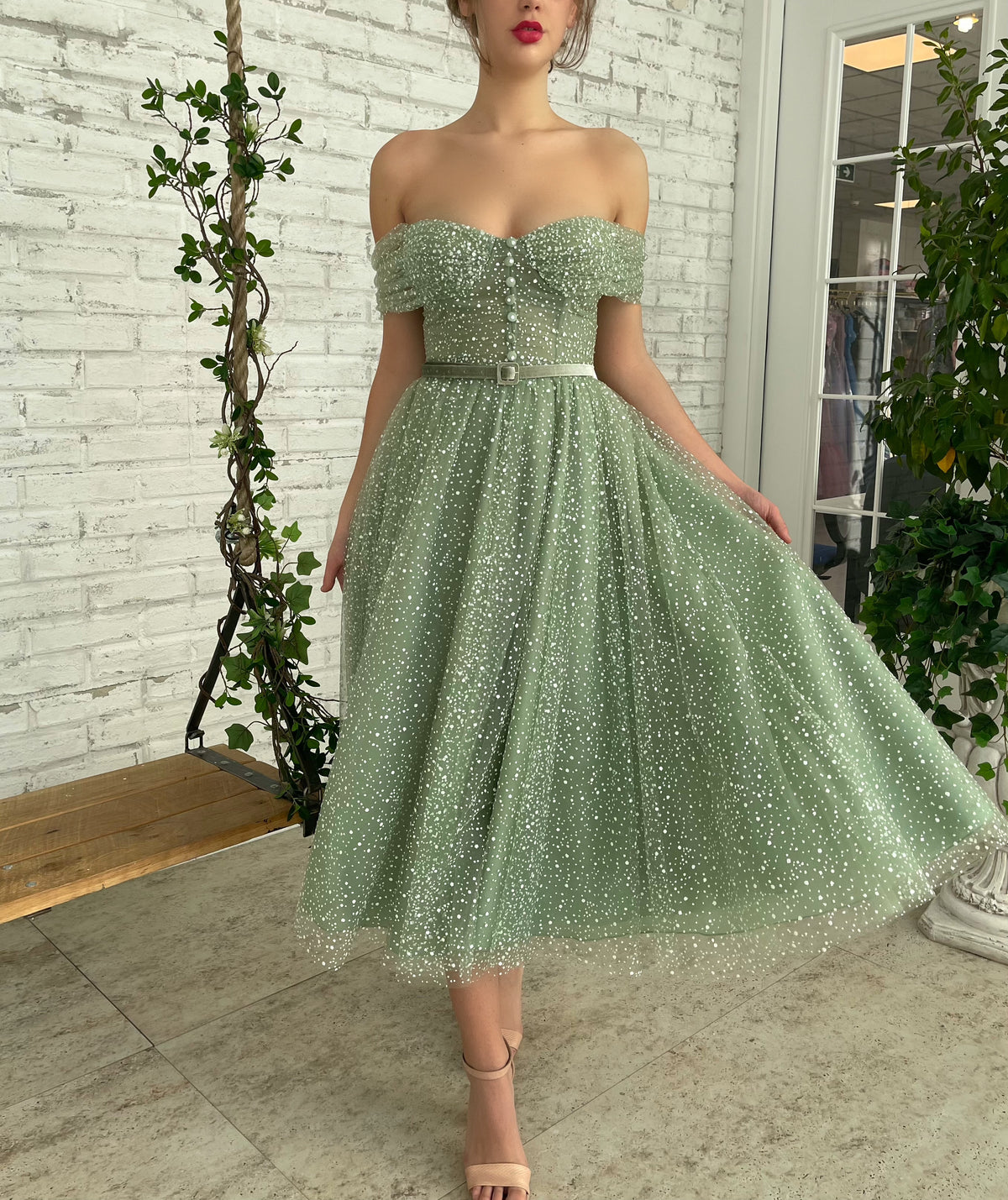 Green midi dress with belt and off the shoulder sleeves