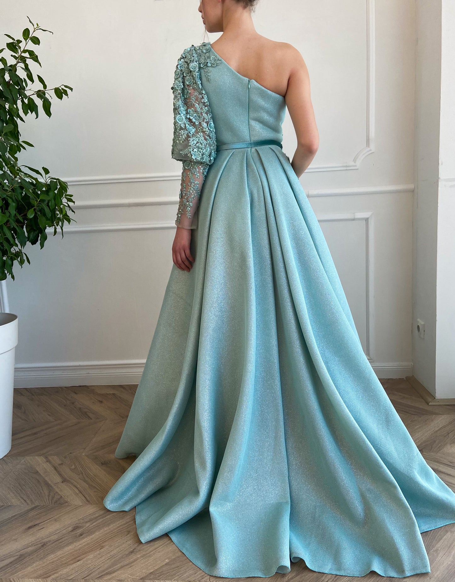 Blue A-Line dress with one shoulder sleeve, belt and embroidery 