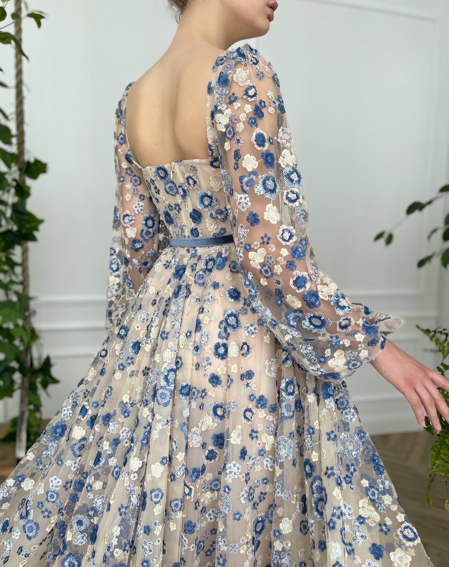 Beige A-Line dress with long sleeves, belt and printed flowers