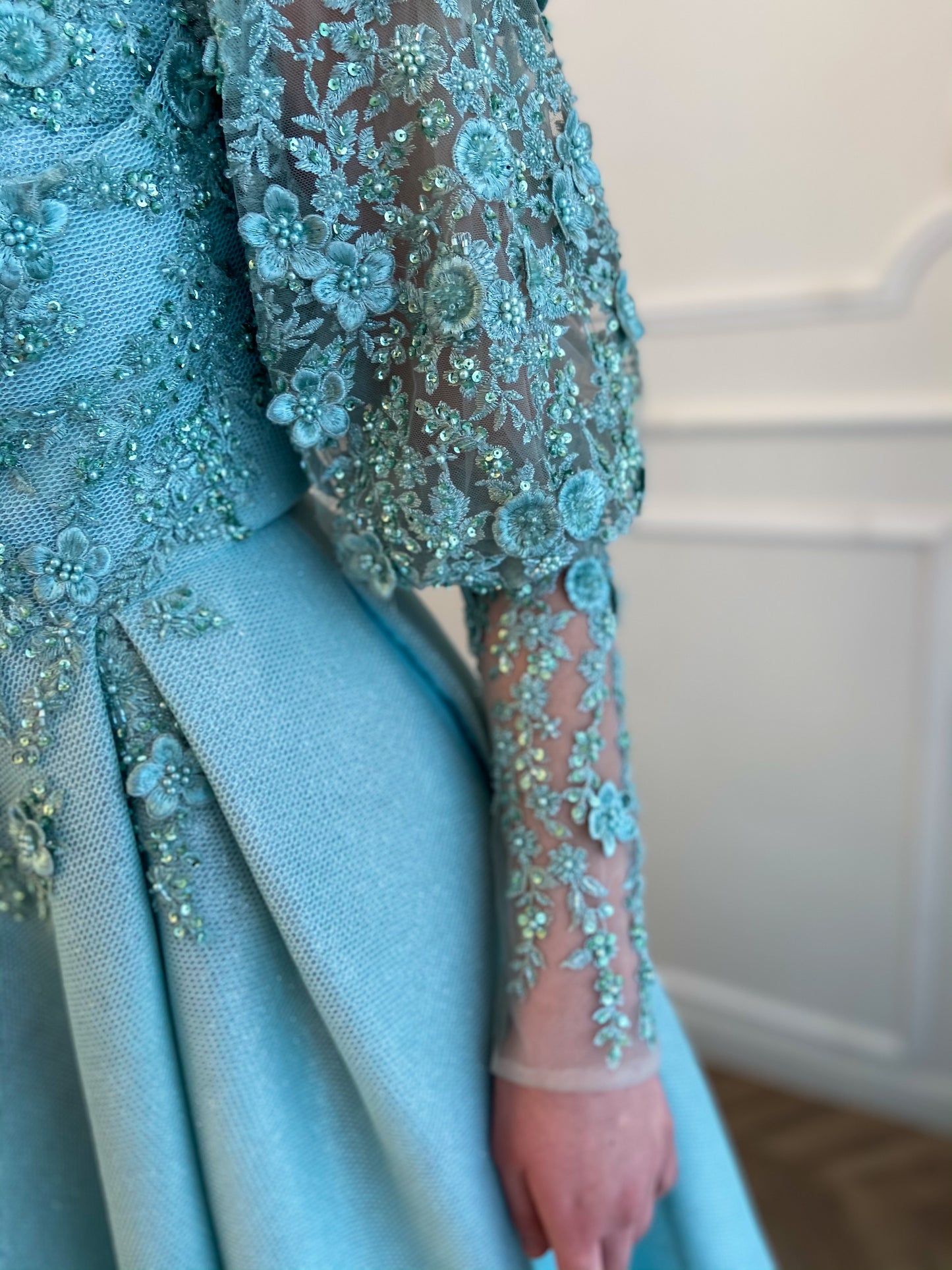 Blue A-Line dress with one shoulder sleeve, belt and embroidery 