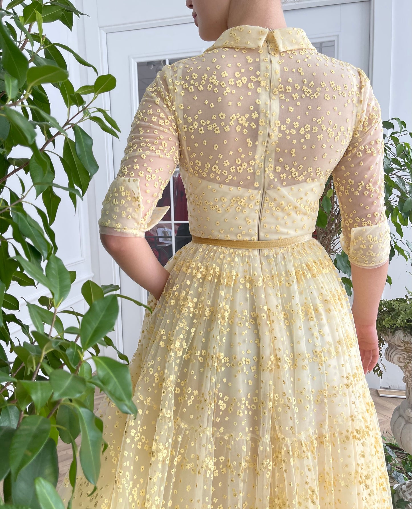 Yellow A-Line dress with short sleeves and belt