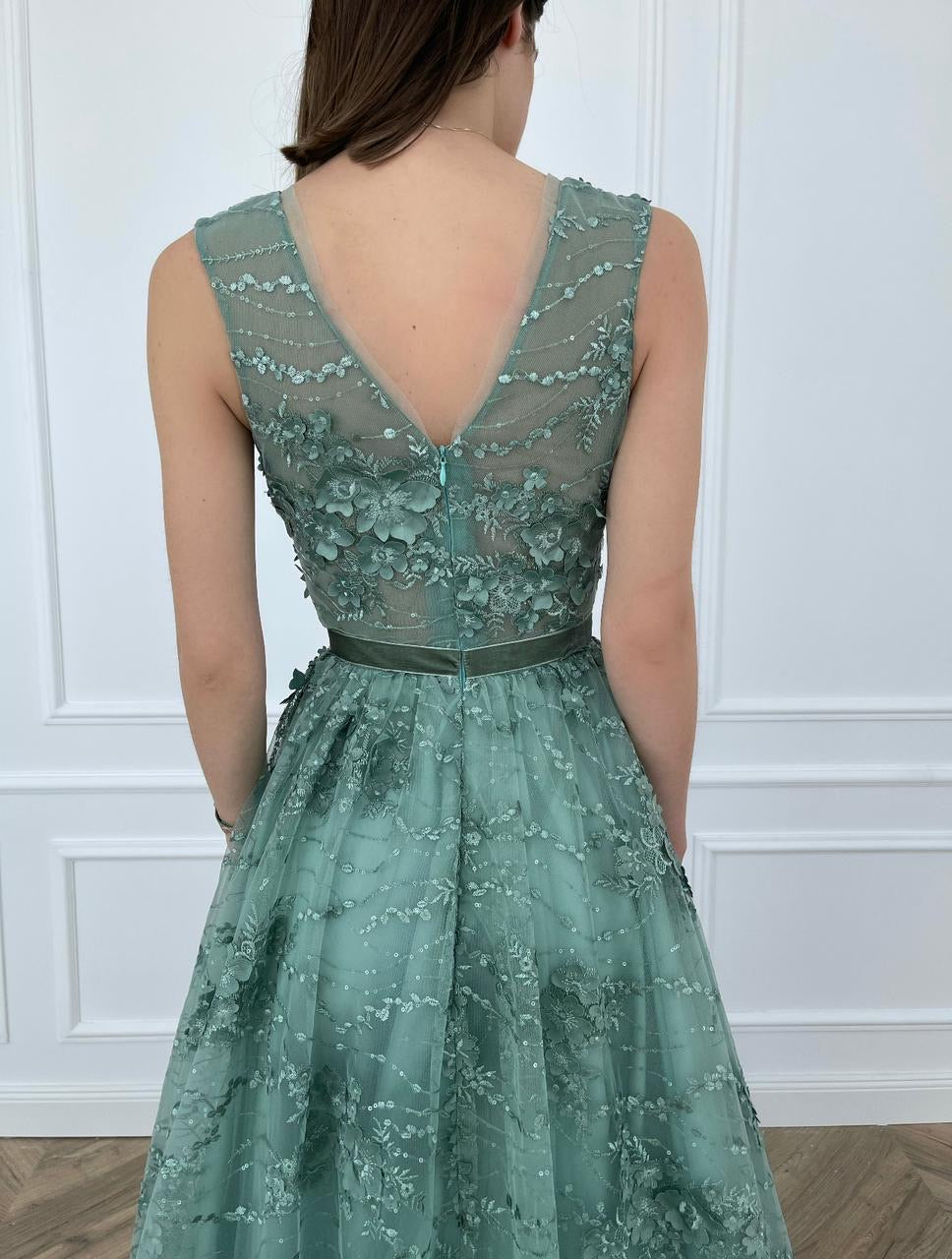Green A-Line dress with lace, embroidery, v-neck and no sleeves