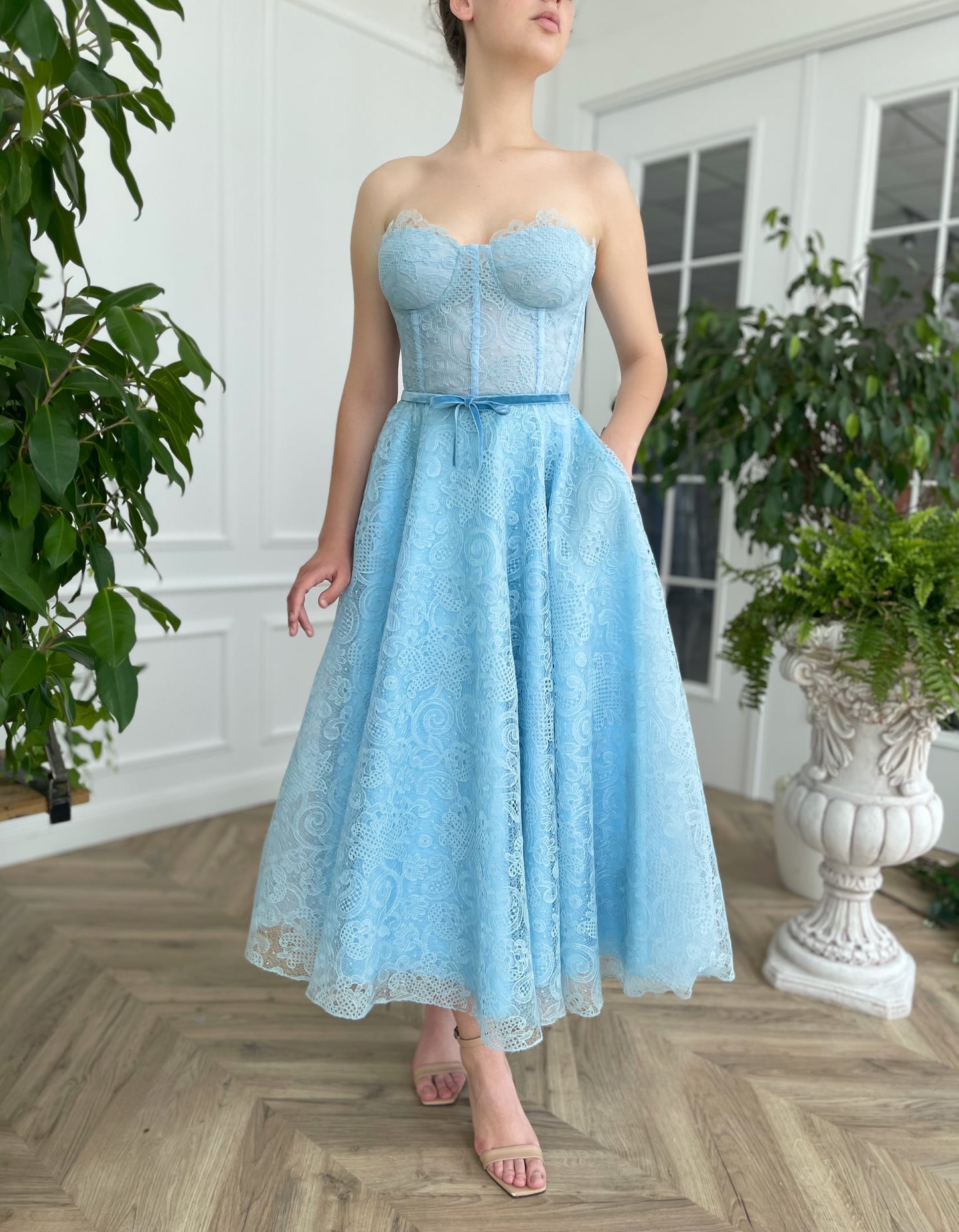 Blue midi dress with no sleeves