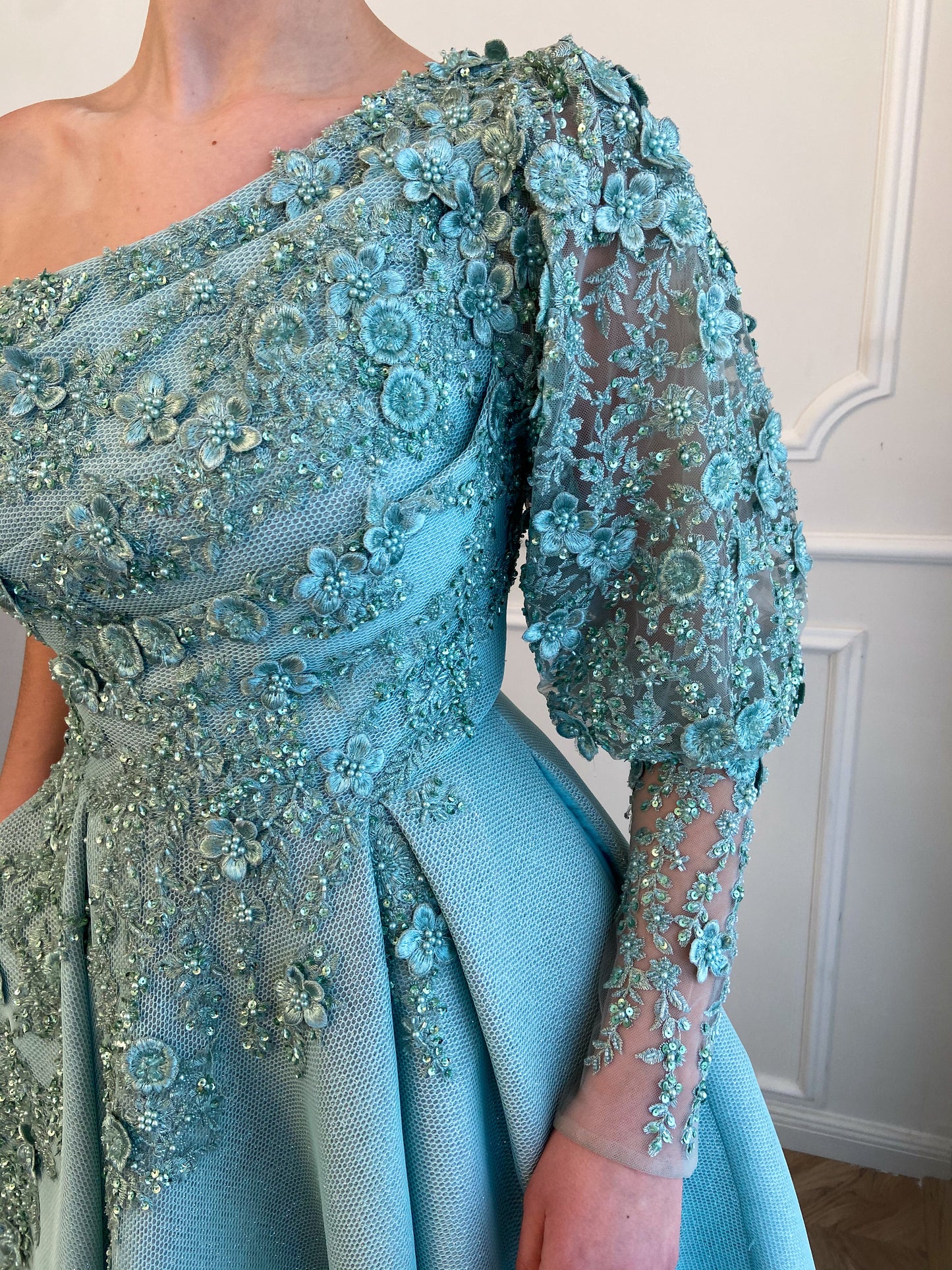 Blue A-Line dress with one shoulder sleeve, belt and embroidery 